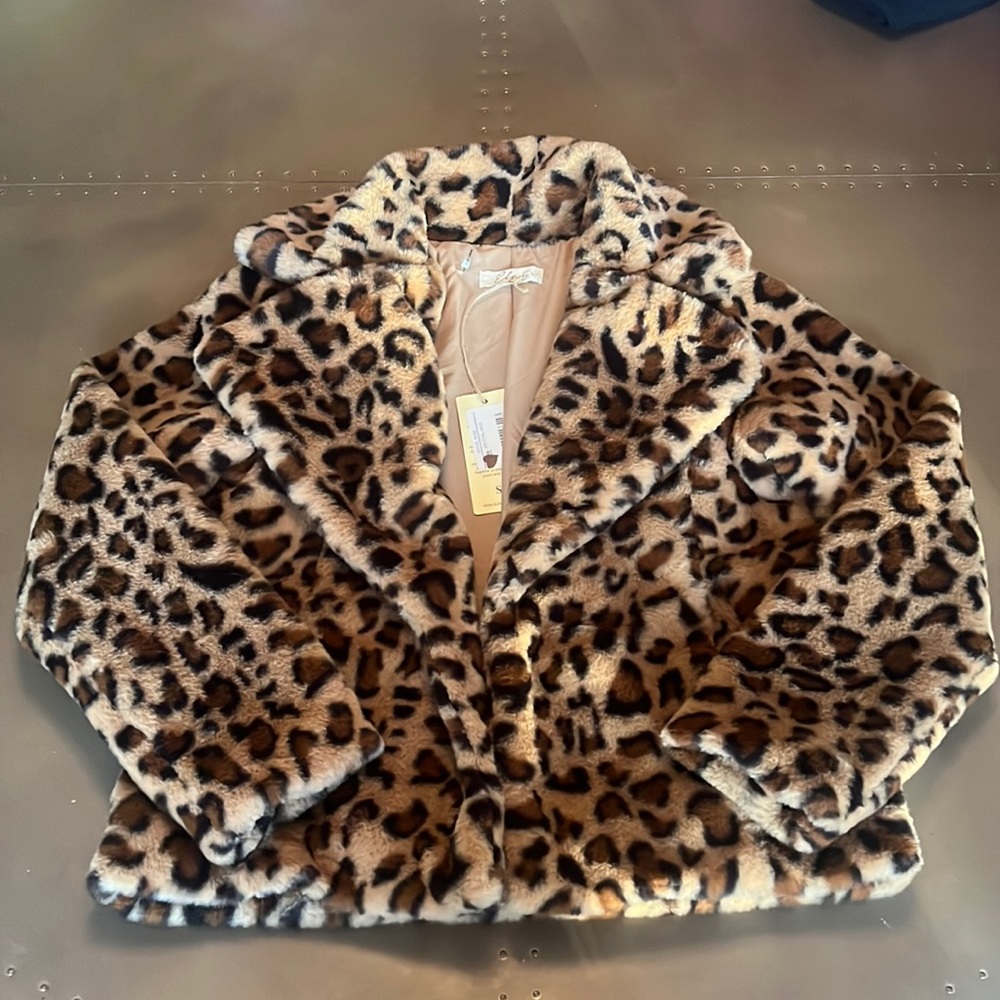 Faux Fur Leopard Jacket